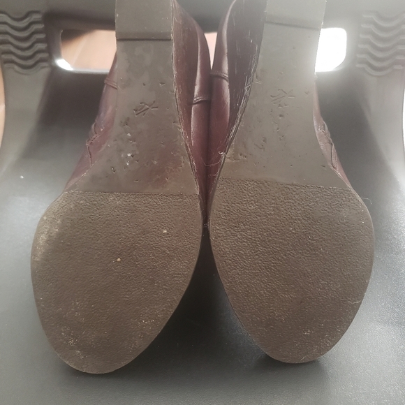 Kenneth Cole Leather Wedge Bootie - Picture 8 of 9